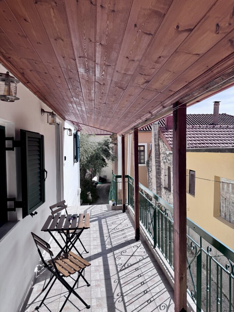 holiday house Leonidio Grèce maison terrasse